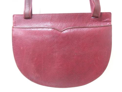 カルティエのハーフムーンフラップ