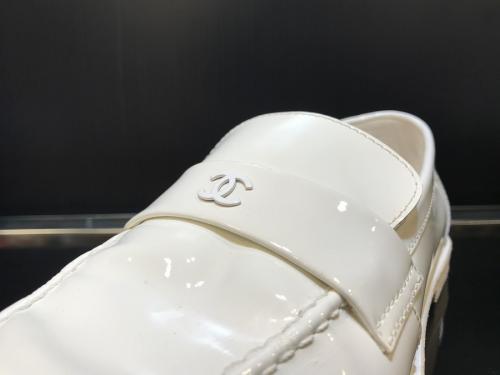 ココマークパテントローファーのコインローファー