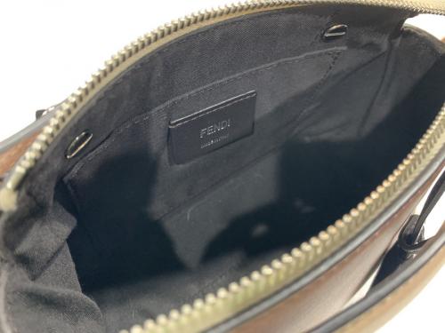 フェンディのショルダーバッグ