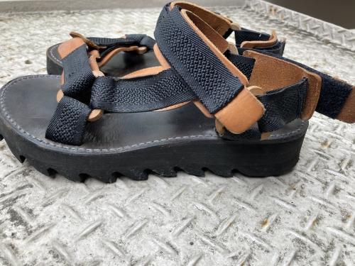 weddサンダルの古着