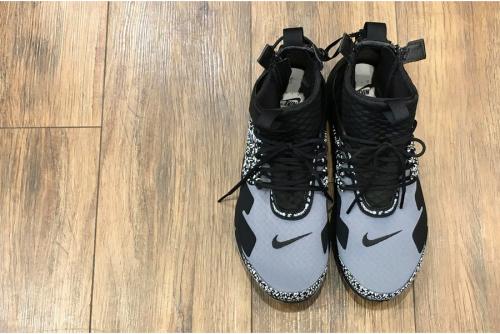 スニーカーのメンズ