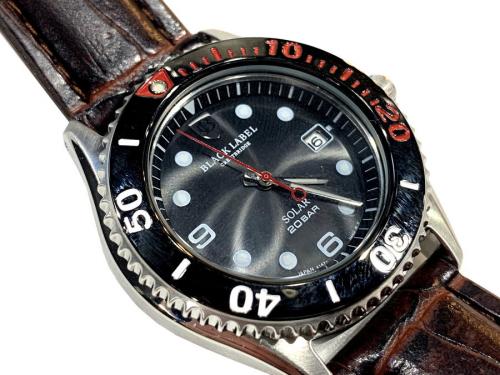 ブラックレーベル・クレストブリッジのリストウォッチ