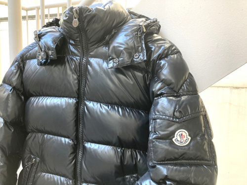 インポートブランドのMONCLER