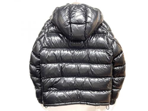 モンクレールのMAYAダウンジャケット