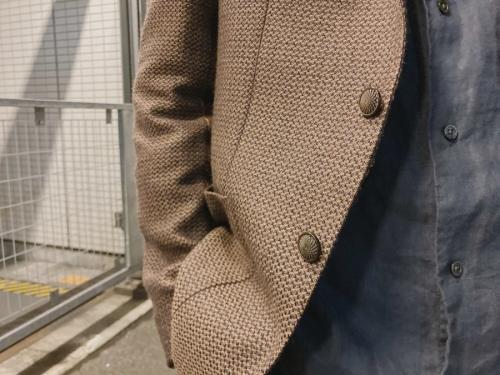 テーラードジャケット