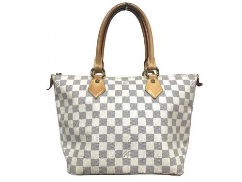 LOUIS VUITTON 　のルイ ヴィトン　