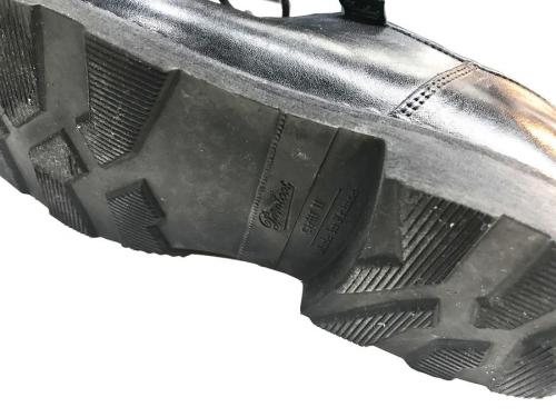 チロリアンシューズのミカエル