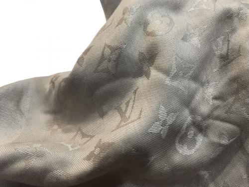 ルイ ヴィトン　の大判ストール