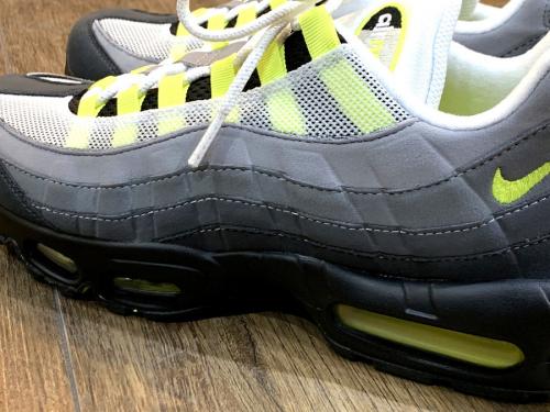 AIR MAX 95の古着