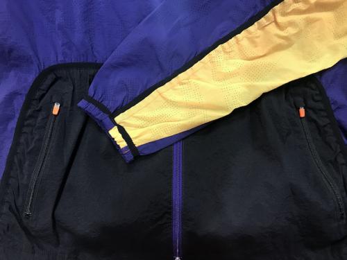 アディダス × カラーの市川