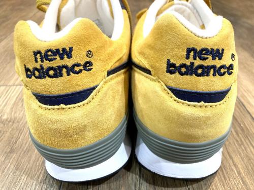 スニーカーの古着