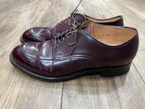 オールデンのレザーシューズ