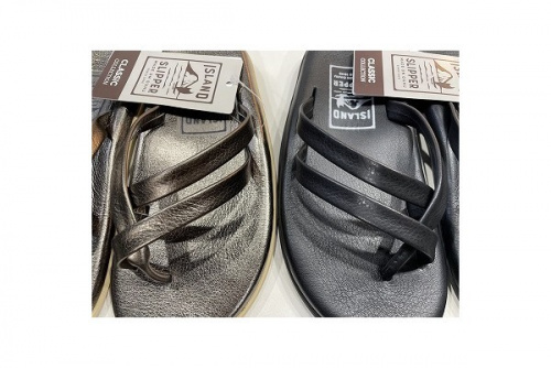 コラボ・別注アイテムのISLAND SLIPPER