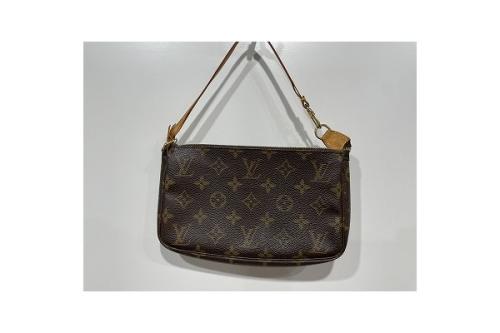 LOUIS VUITTON 　のルイ ヴィトン　