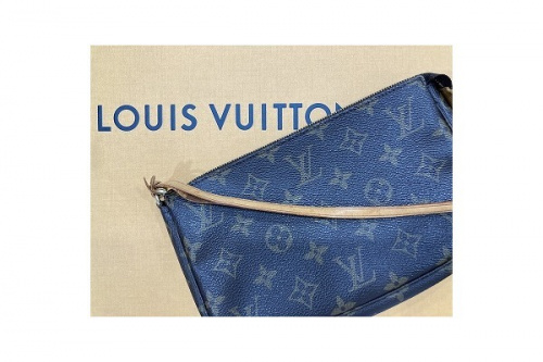 ラグジュアリーブランドのLOUIS VUITTON 　