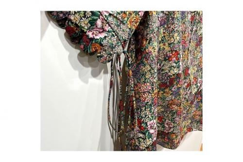 デザインブラウスのレディース