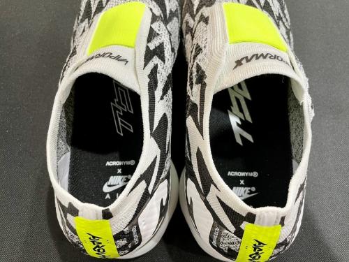 コラボスニーカーのメンズ