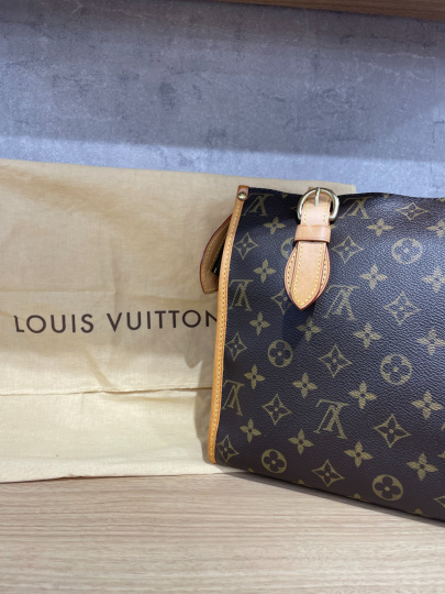 「ラグジュアリーブランドのLOUIS VUITTON 」
