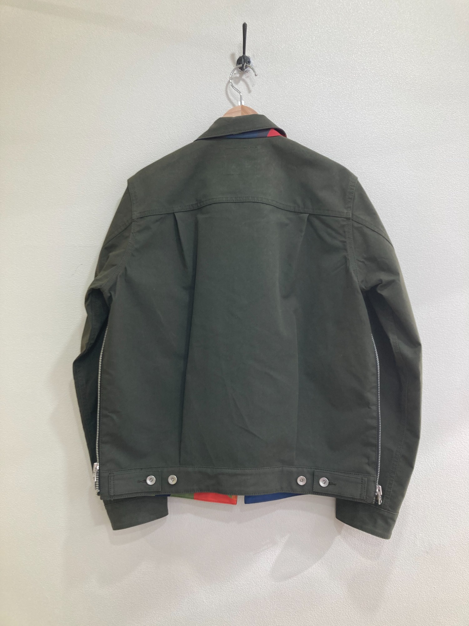 sacai×KAWS】#コラボ熱再燃の話題作！サイドジップ ボンディング