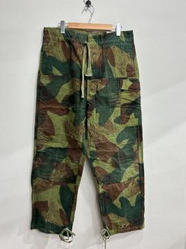 「ヴィンテージアイテムのBelgium Army 」