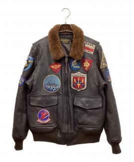 「アメカジブランドのAVIREX 」