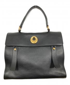 「ラグジュアリーブランドのSaint Laurent Paris 」