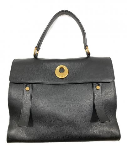 「ラグジュアリーブランドのSaint Laurent Paris 」