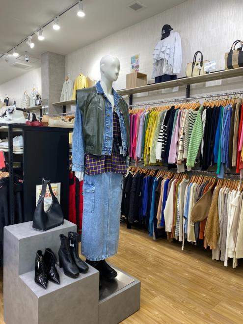 高槻店｜トレファクスタイル｜古着・ブランド品の買取／販売