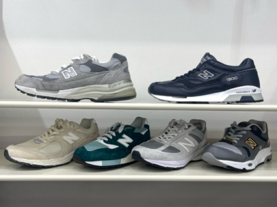 「スニーカーのNEW BALANCE 」