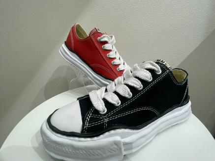 買取強化ブランド【MAISON MIHARA YASUHIRO/メゾンミハラヤスヒロ】より、大人気スニーカー【PETERSON】を買取入荷致しました。