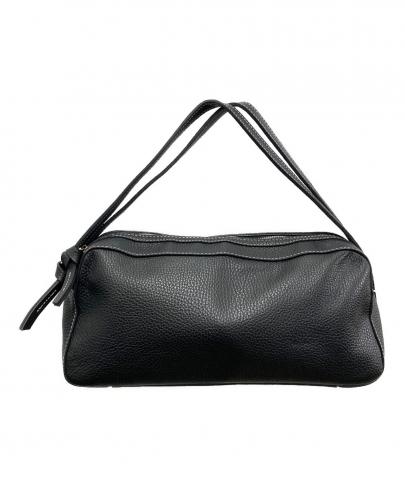 「キャリアファッションのA VACATION 」