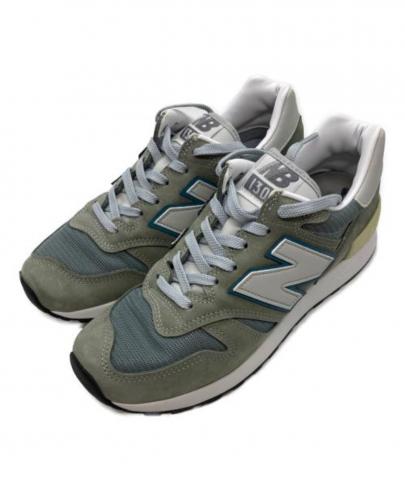 「スニーカーのNEW BALANCE 」