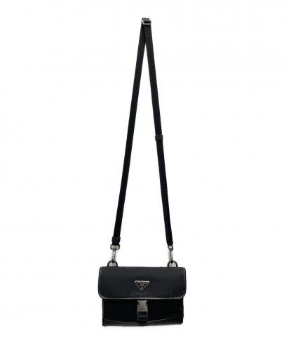「ラグジュアリーブランドのPRADA 」