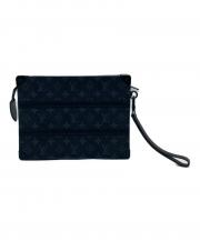 「ラグジュアリーブランドのLOUIS VUITTON 」
