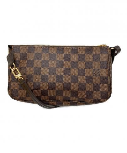 「ラグジュアリーブランドのLOUIS VUITTON 」