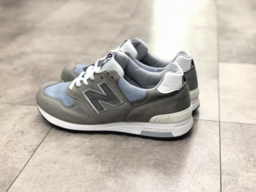 ニューバランスの1400