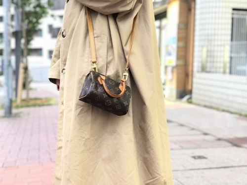 LOUIS VUITTON のルイ ヴィトン