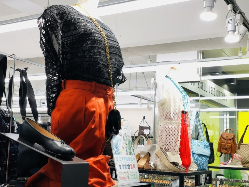 夏物衣料買取強化中のたまプラーザ店