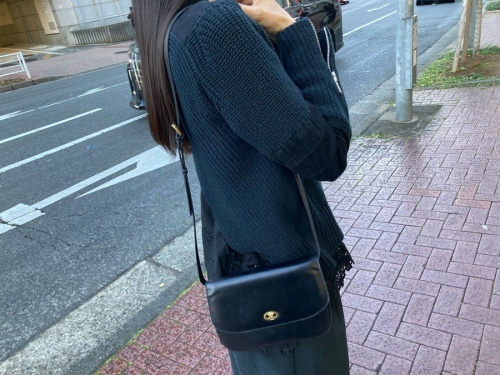 レアアイテムのCELINE