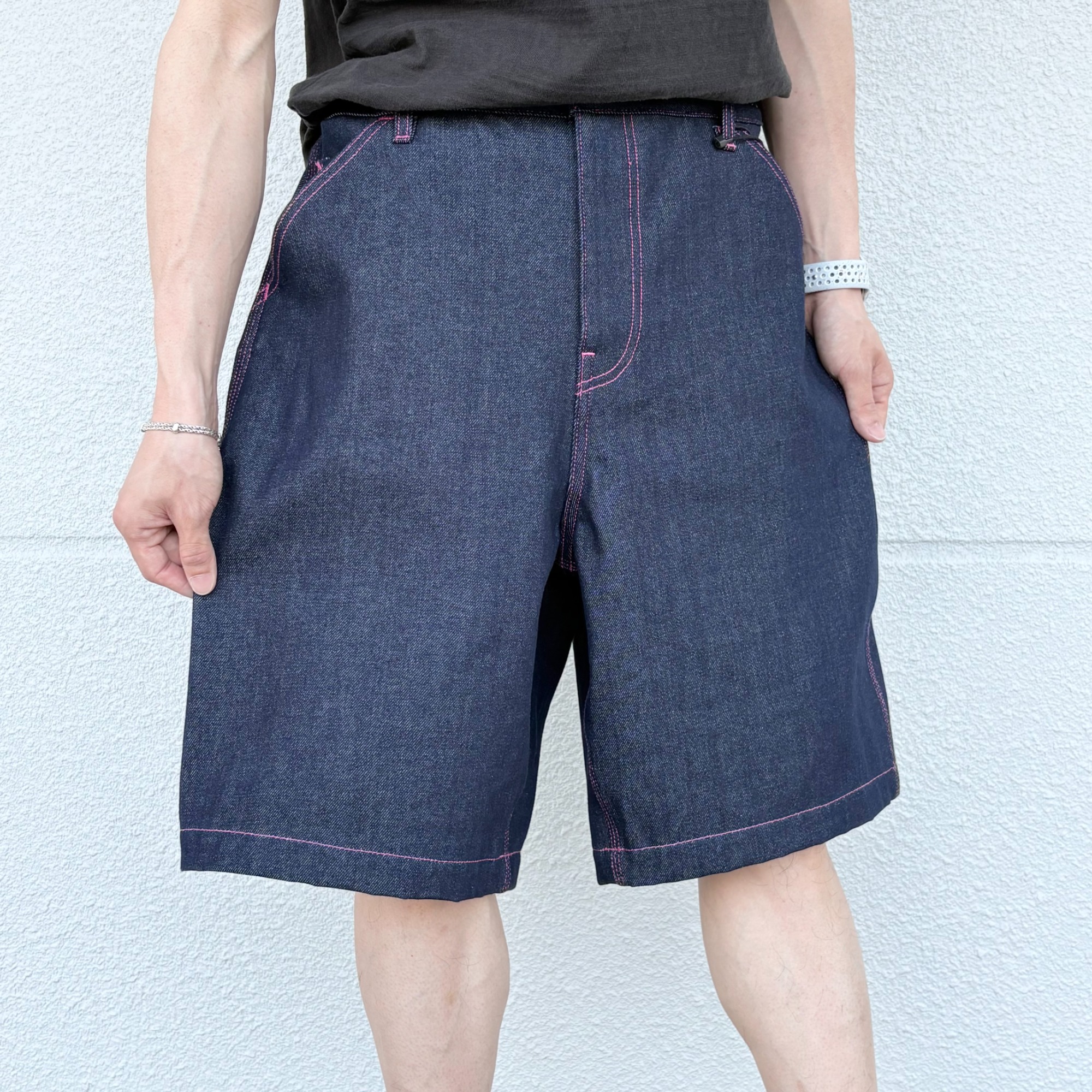 ヴァイス　全力ファッションショー　RRR＋ Levi's×AWAKE】より、 Raw Denim Oversized Jortsを買取入荷