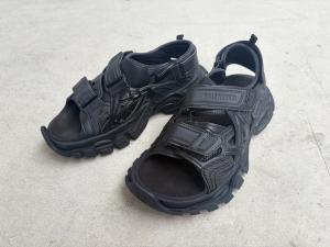 「ラグジュアリーブランドのBALENCIAGA 」