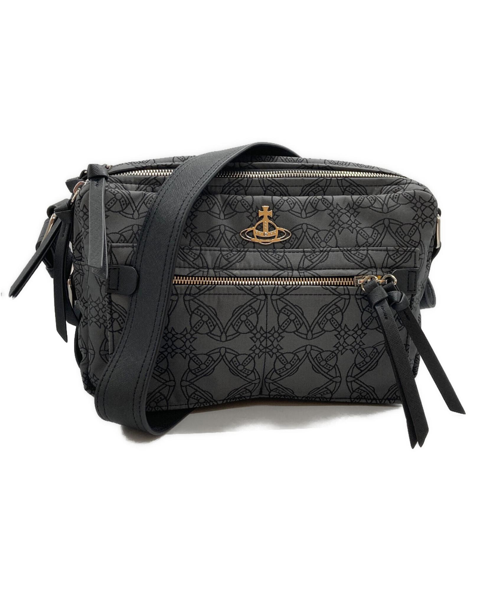 箱、保存袋付き ヴィヴィアンウエストウッド ピアス Vivienne Westwood
