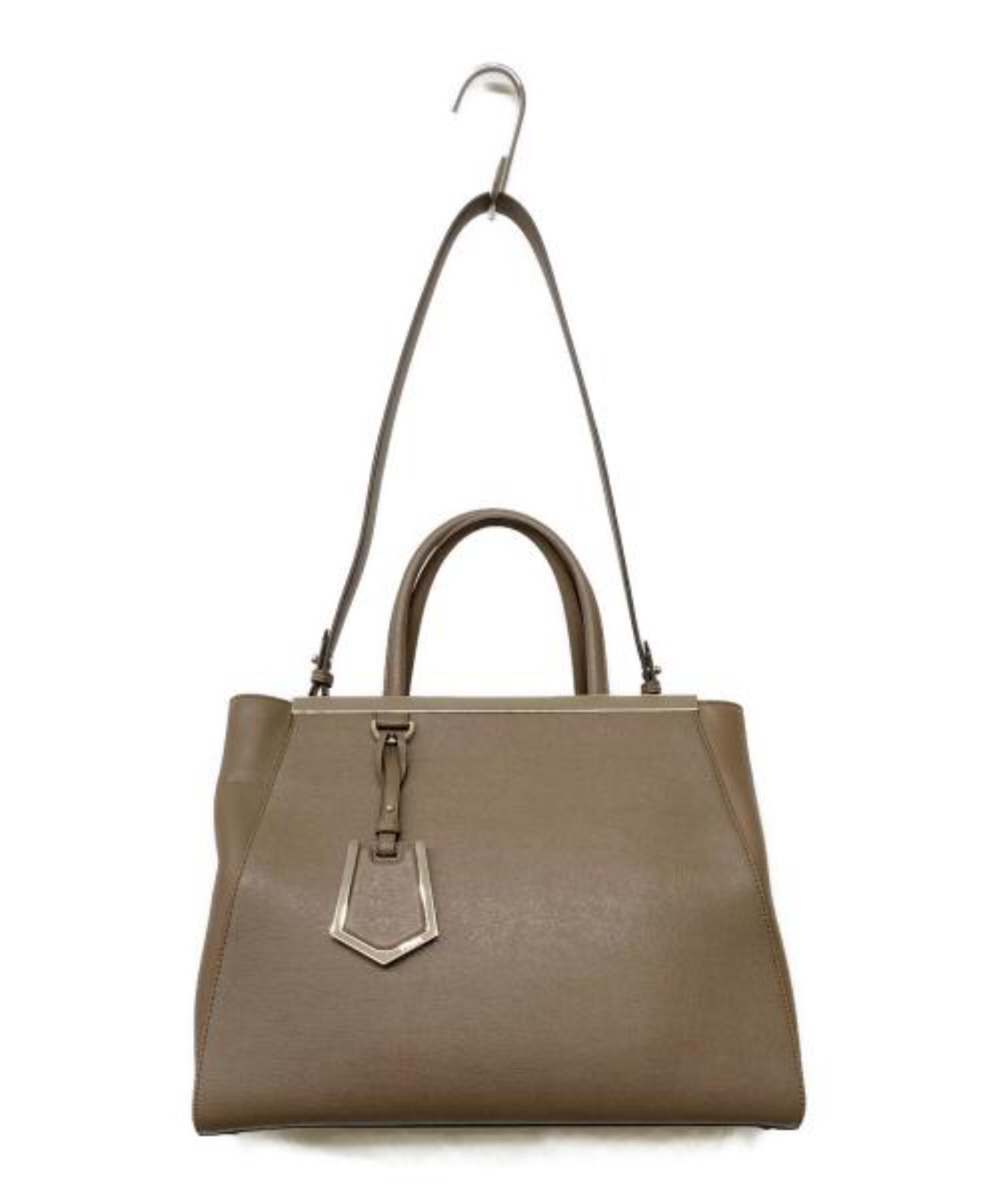 FENDI/フェンディ】より、