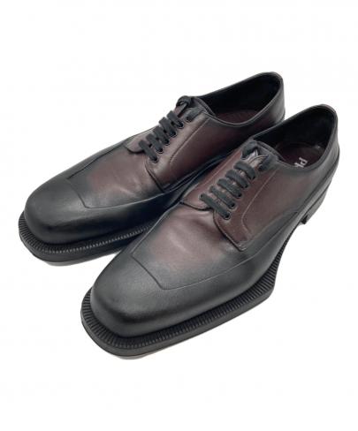 「ラグジュアリーブランドのPRADA 」