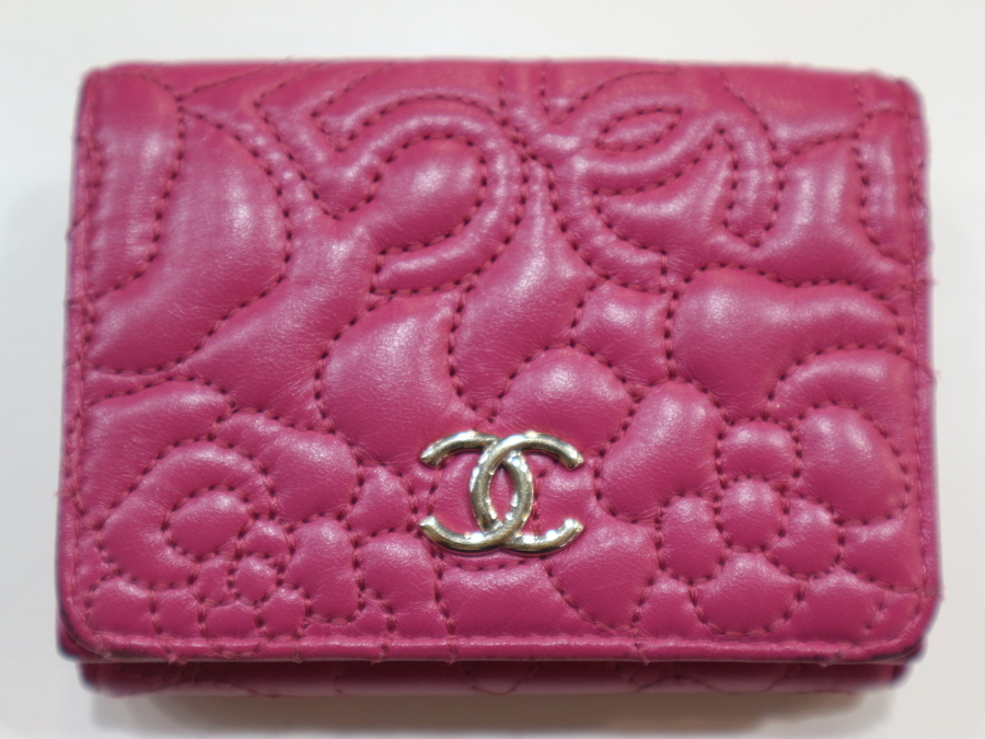 Chanel シャネル ミニ三つ折り財布が入荷しました 01 22発行
