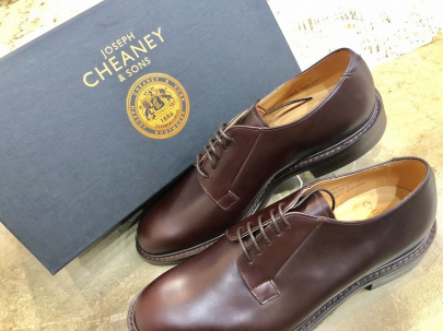 「ビジネスアイテムのCHEANEY 」