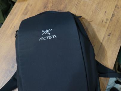 「アウトドアブランドのARC'TERYX 」