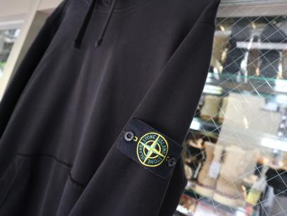 「インポートブランドのSTONE ISLAND 」