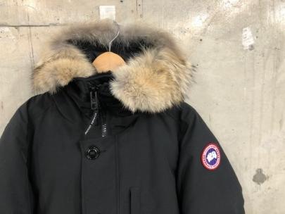 「インポートブランドのCANADA GOOSE 」