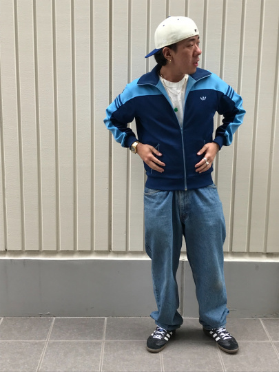 「ヴィンテージアイテムのadidas 」